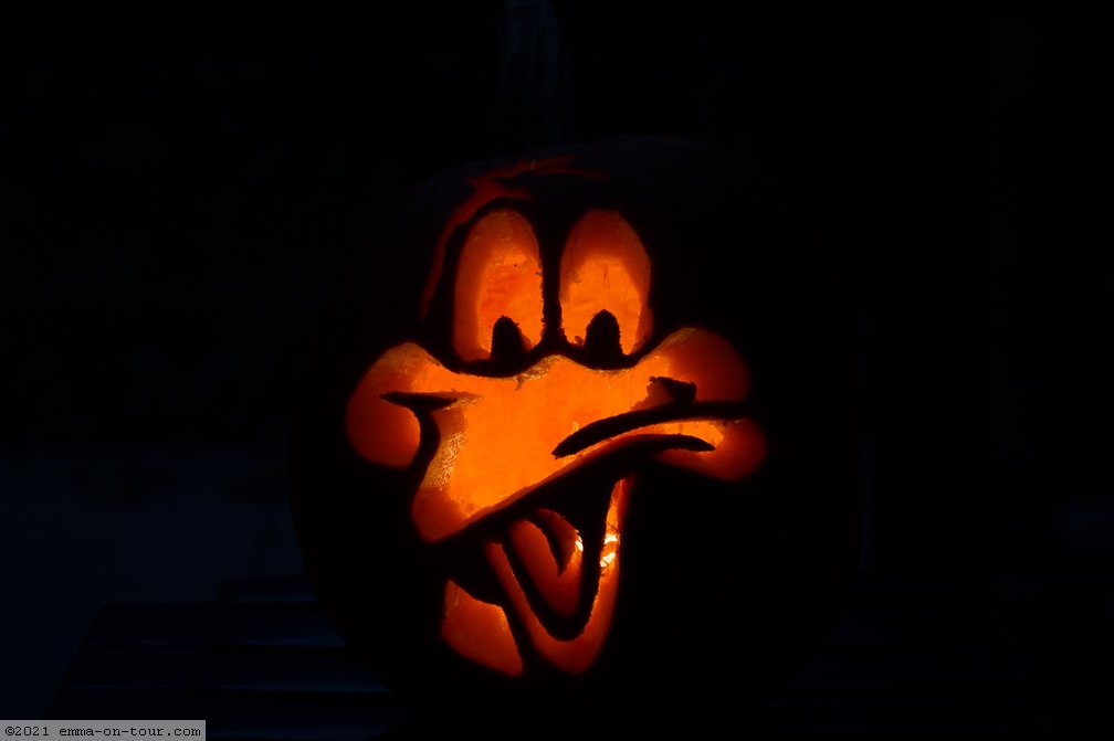 161030-182749-g-Halloween-Duffy-Duck.jpg